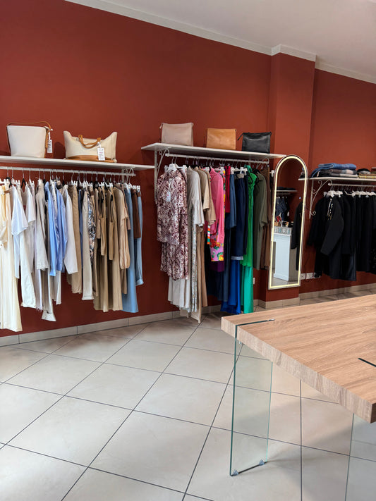 Queste sono le 10 tendenze moda della primavera estate 2025 che indosseremo