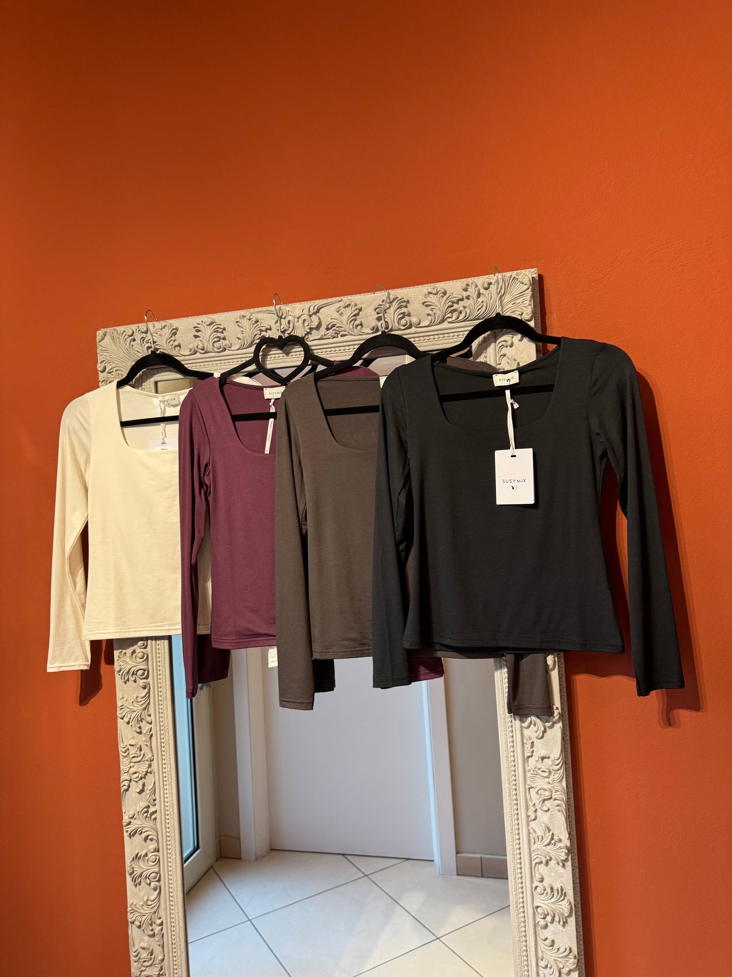 Susymix- Maglia basica scollo quadrato