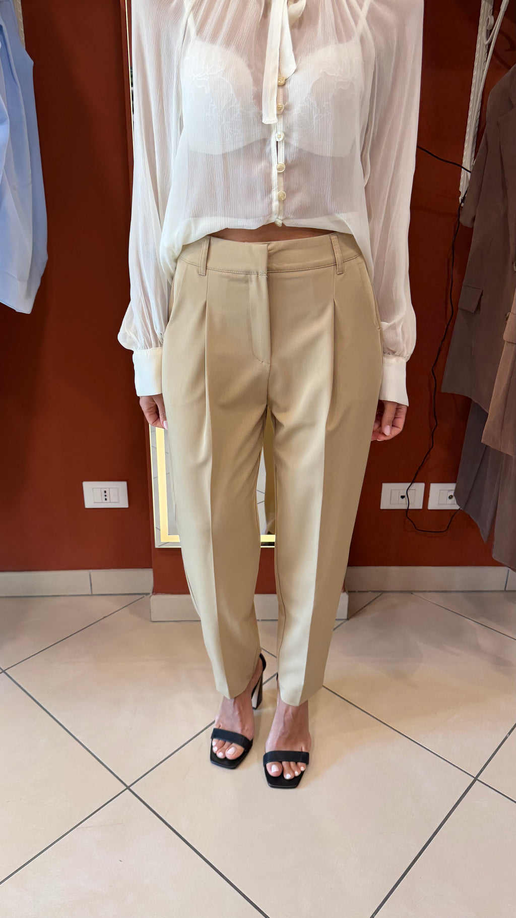 Pantalone a ovetto beige- Susumix