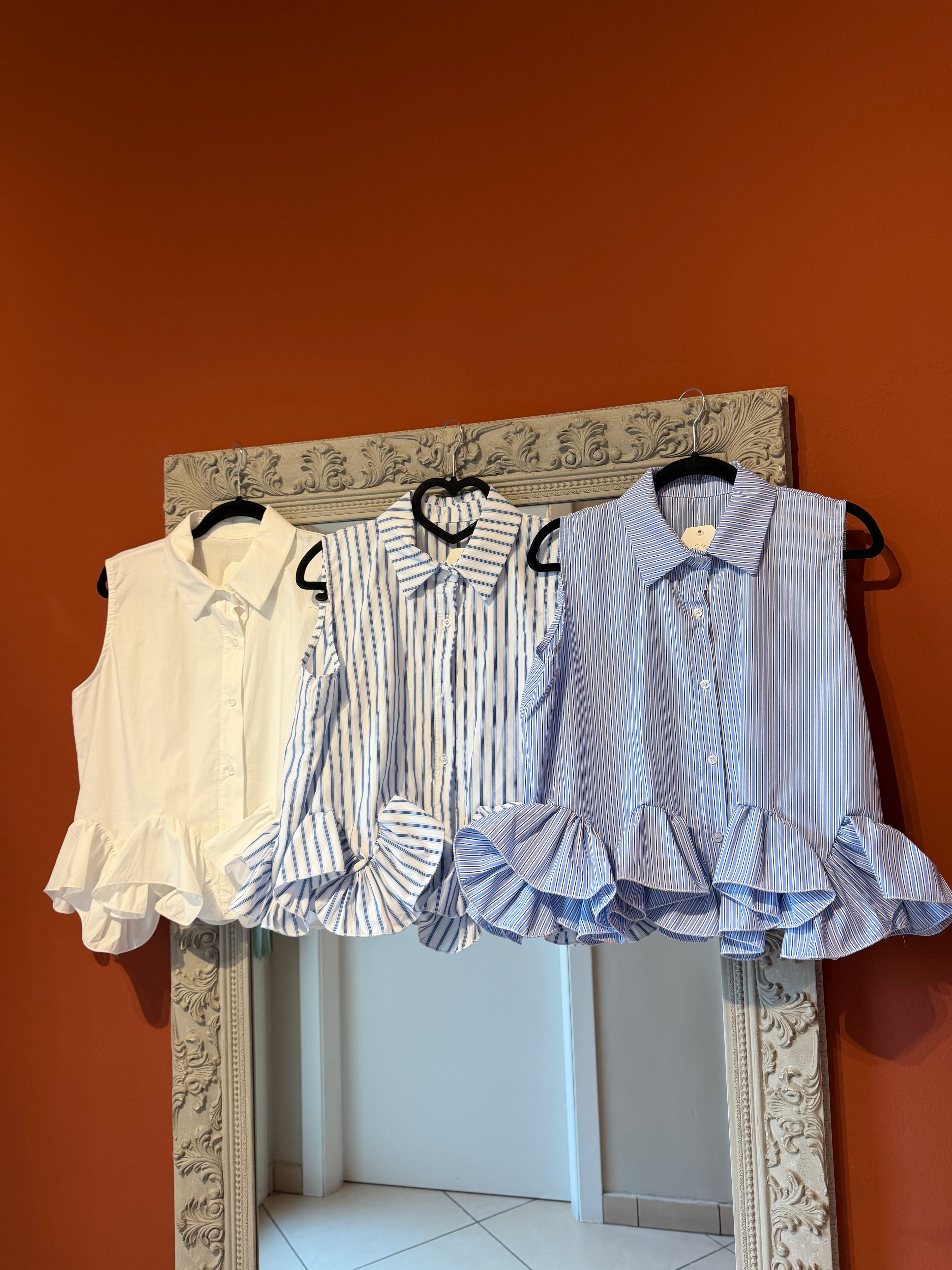 Camicia smanicata con volant- Rocknroll