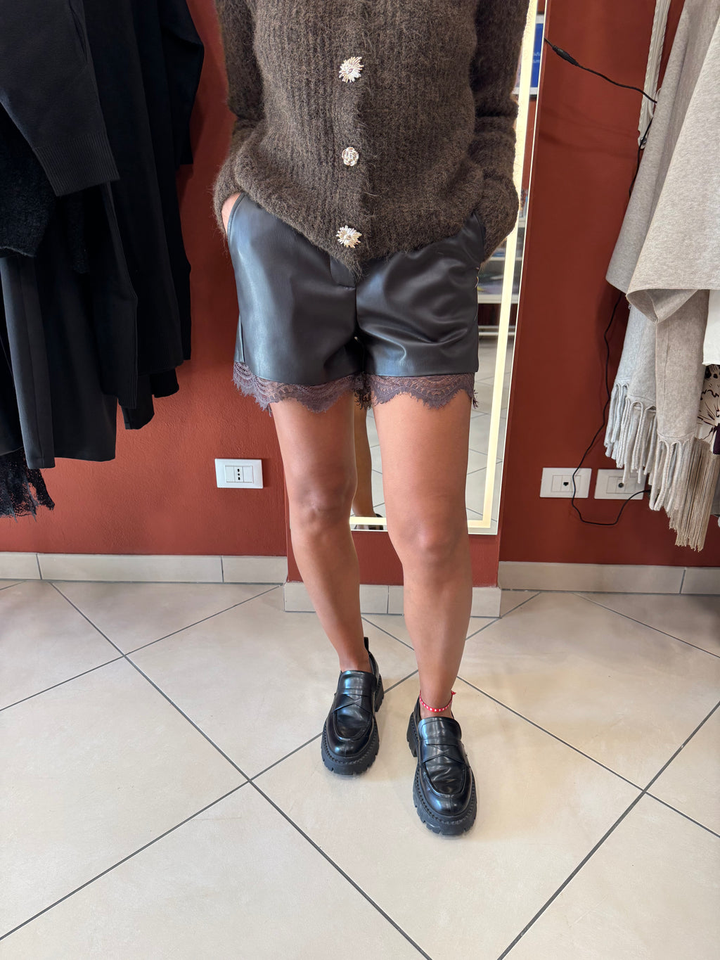 Susymix- Pantaloncino in ecopelle