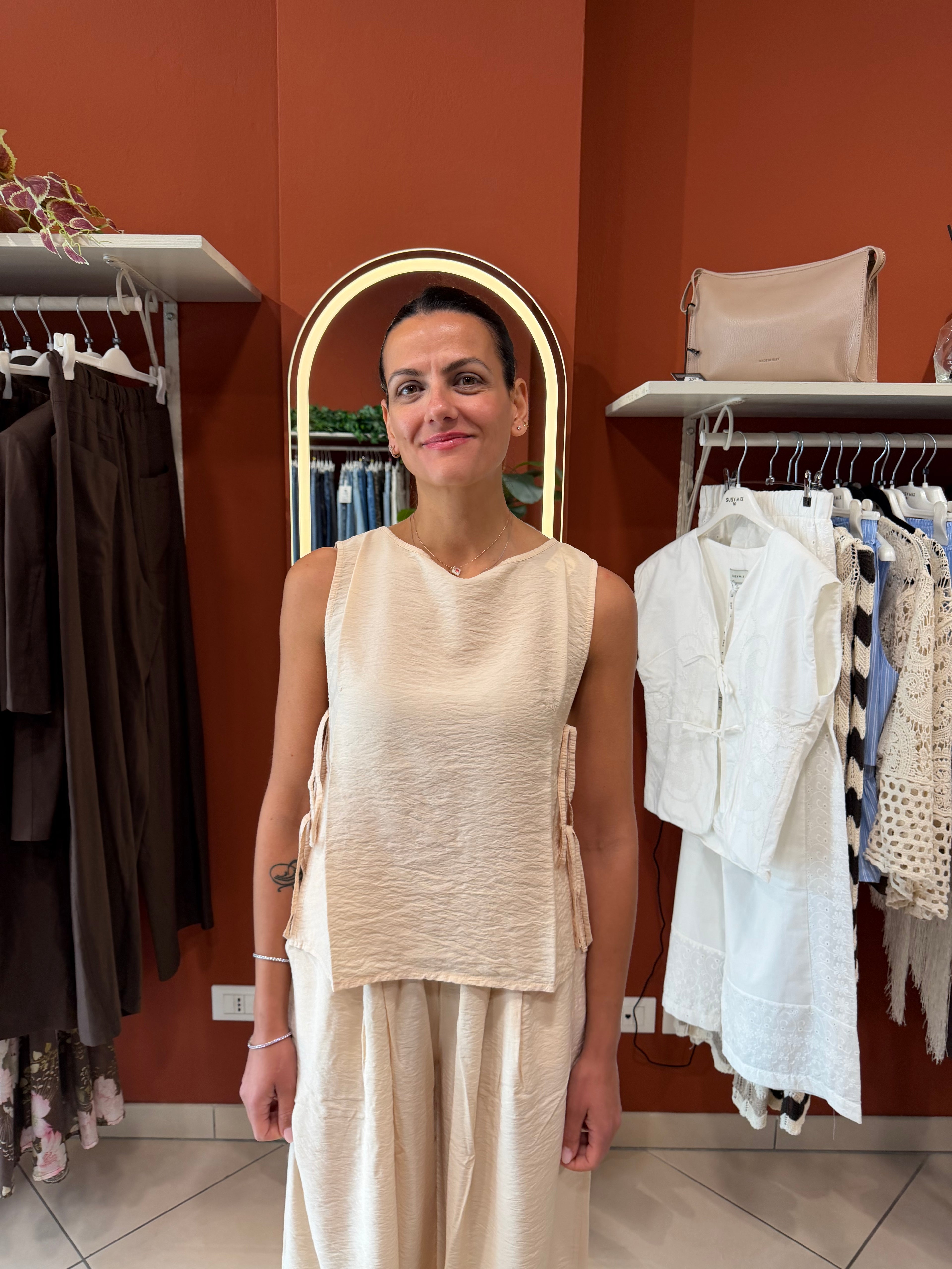 Canotta con fiocchi laterali - Susymix
