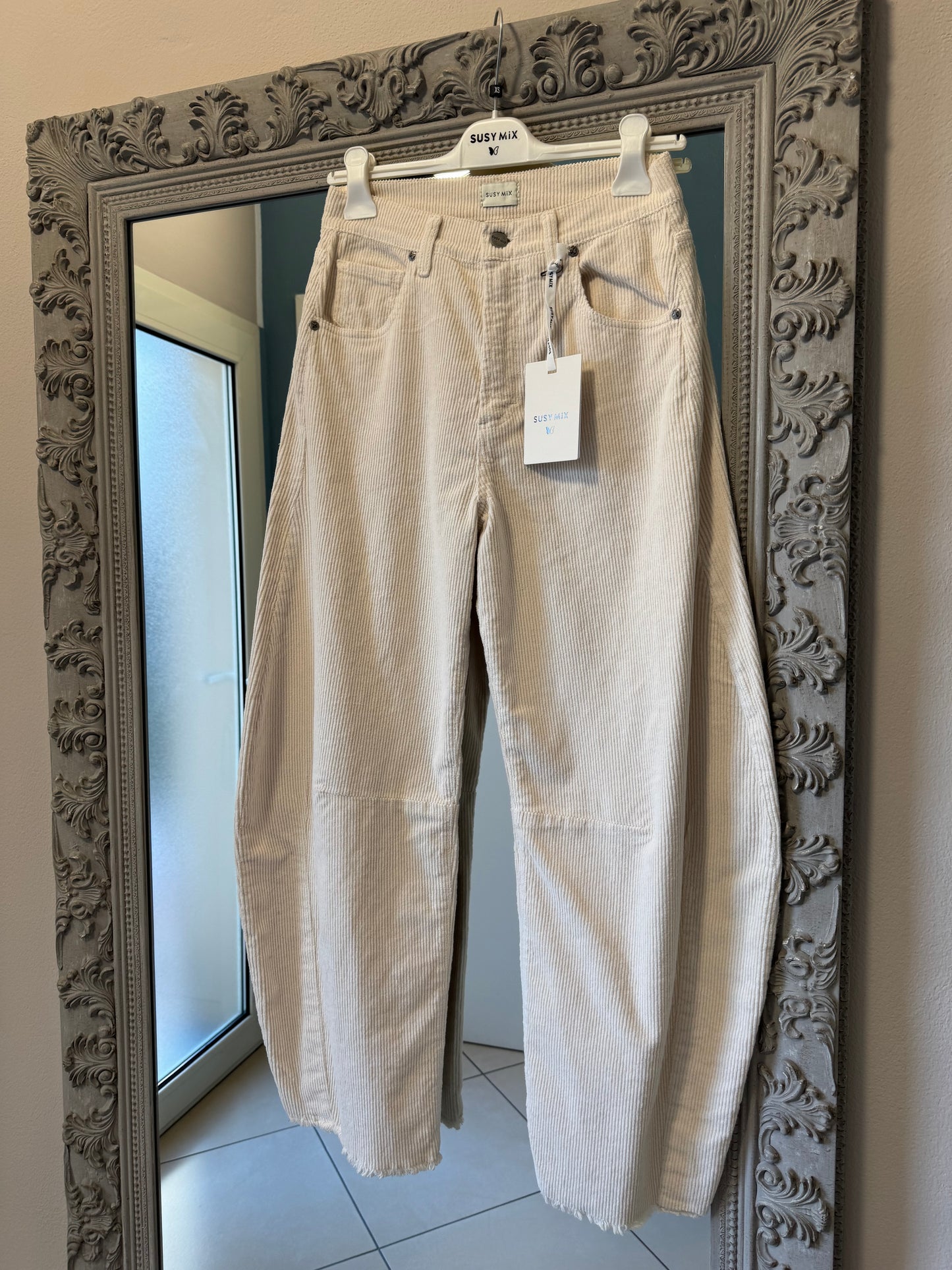 Susymix- Pantalone Barrel in velluto