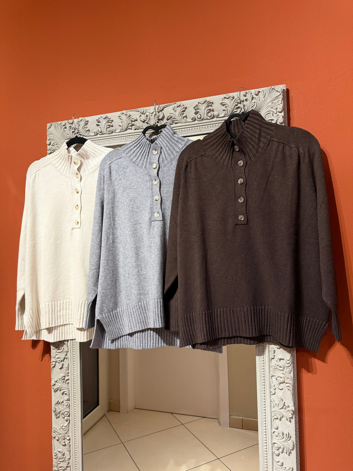 Pullover collo a cratere con bottoni- Susymix